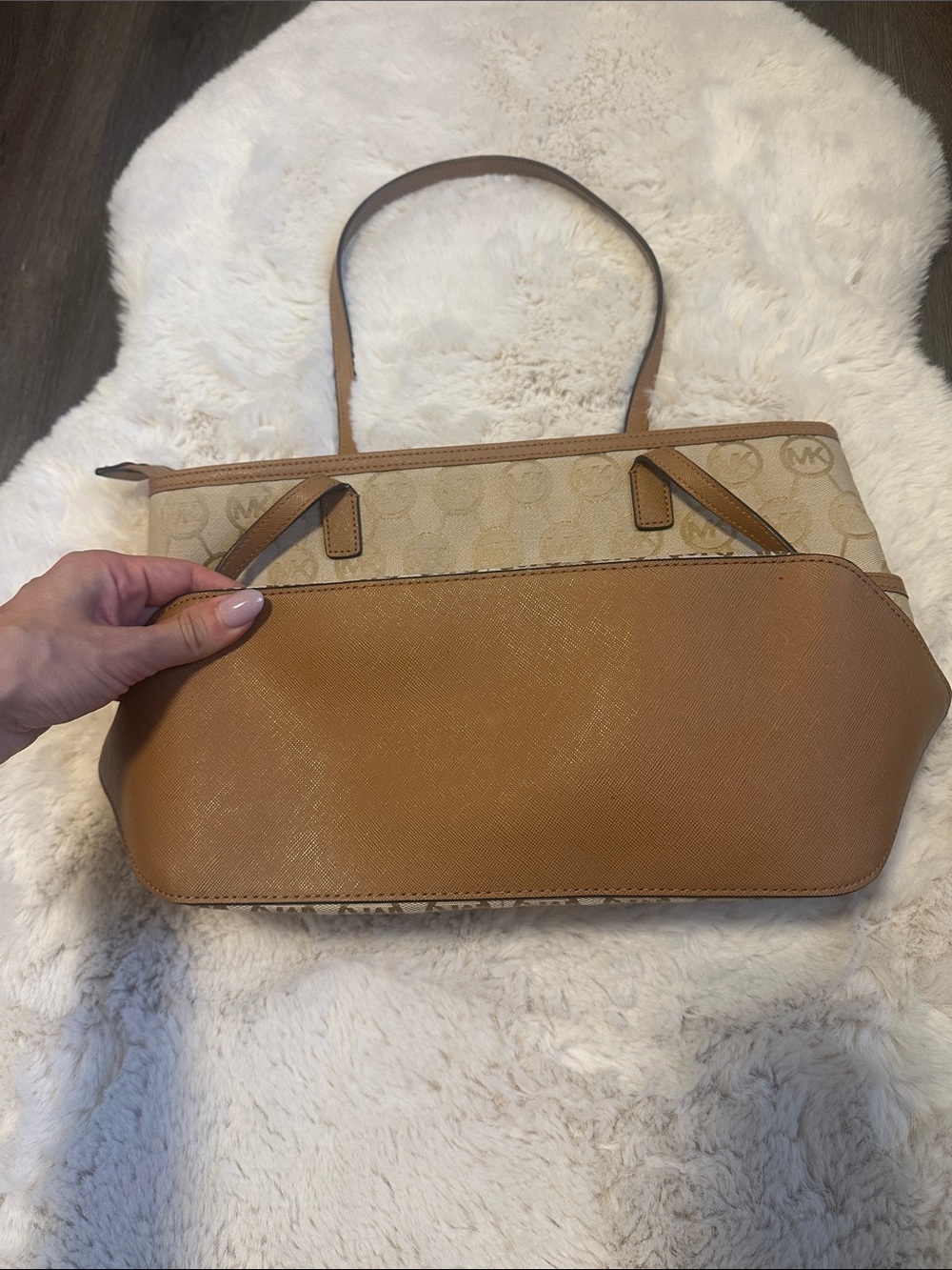 Michael Kors Tan & Beige MK Logo Canvas Tote - Picture 4 of 8